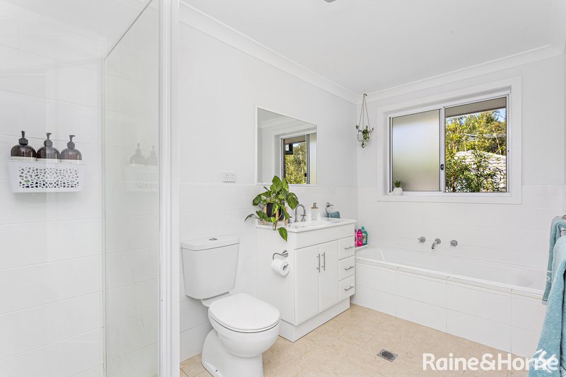 Photo - 24 Handley Street, Helensburgh NSW 2508 - Image 10