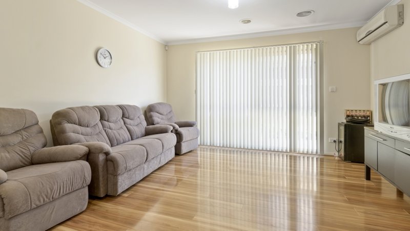 Photo - 24 Harvest Way, Werribee VIC 3030 - Image 7