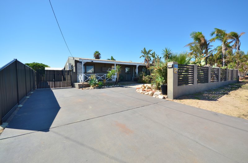 24 Harvey Place, Kalbarri WA 6536