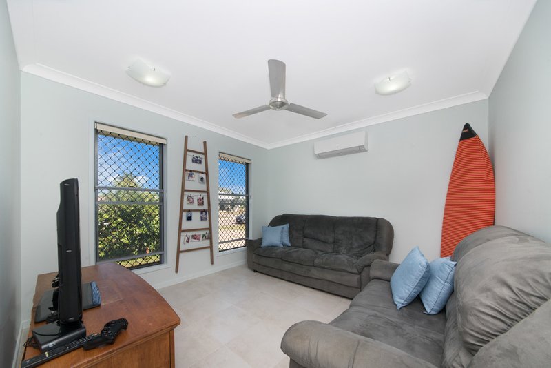 Photo - 24 Heather Avenue, Rasmussen QLD 4815 - Image 2