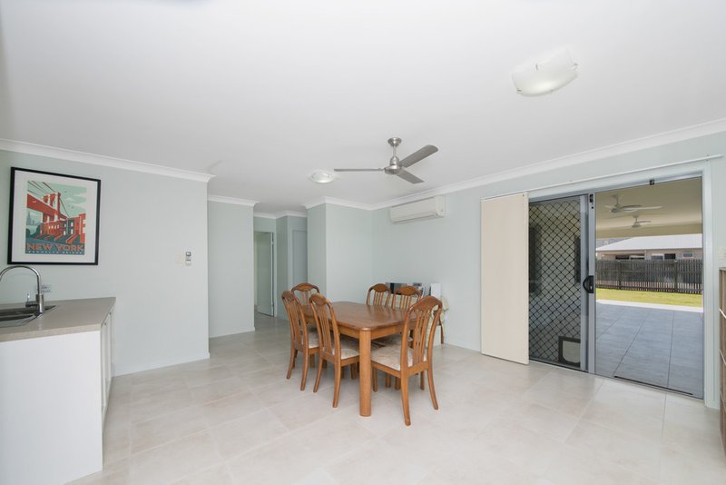 Photo - 24 Heather Avenue, Rasmussen QLD 4815 - Image 4