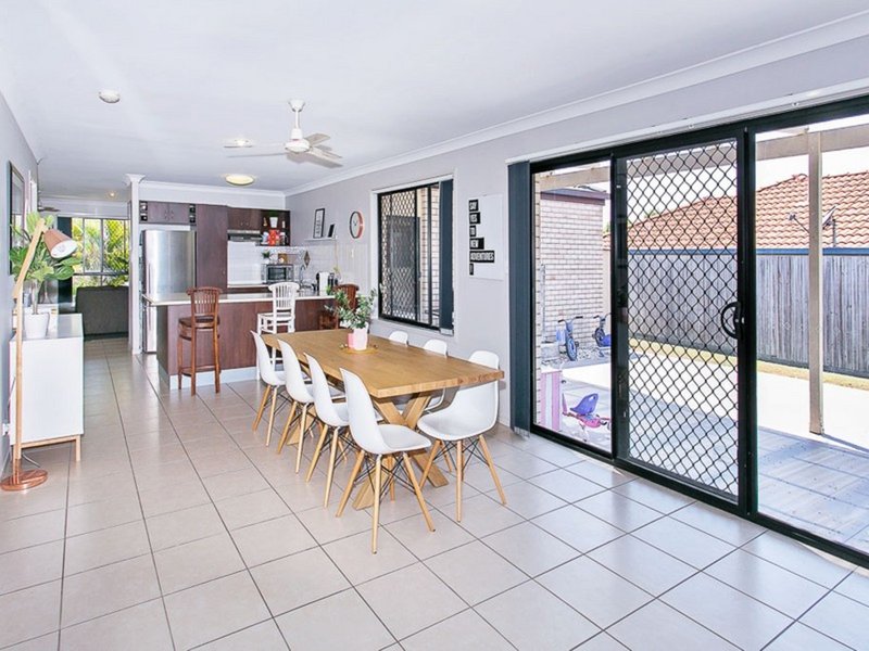 Photo - 24 Heather Drive, Upper Coomera QLD 4209 - Image 3