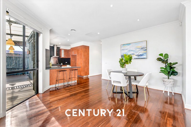 Photo - 24 Helena Street, Clayton South VIC 3169 - Image 5
