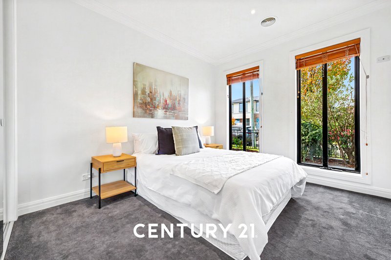 Photo - 24 Helena Street, Clayton South VIC 3169 - Image 9
