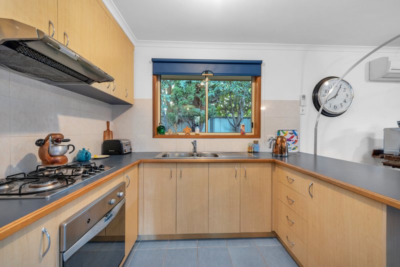 Photo - 2/4 Henry Street, Noble Park VIC 3174 - Image 2