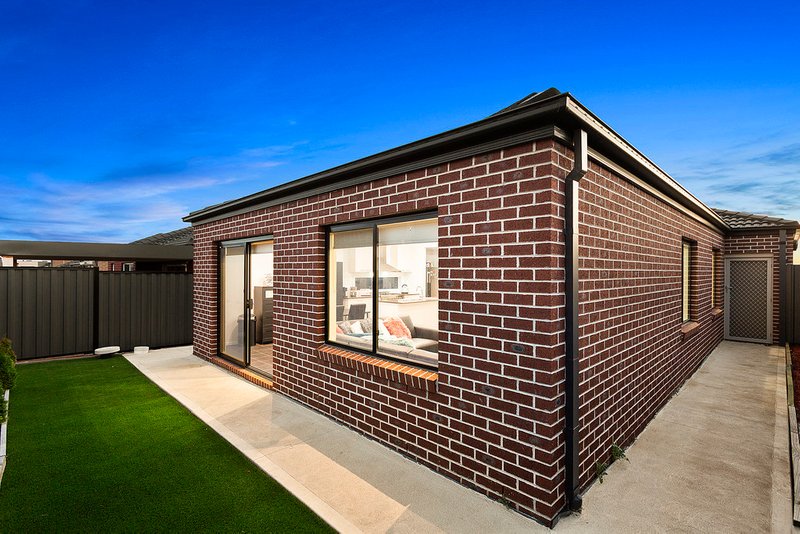 Photo - 24 Henwood Rise, Mernda VIC 3754 - Image 2