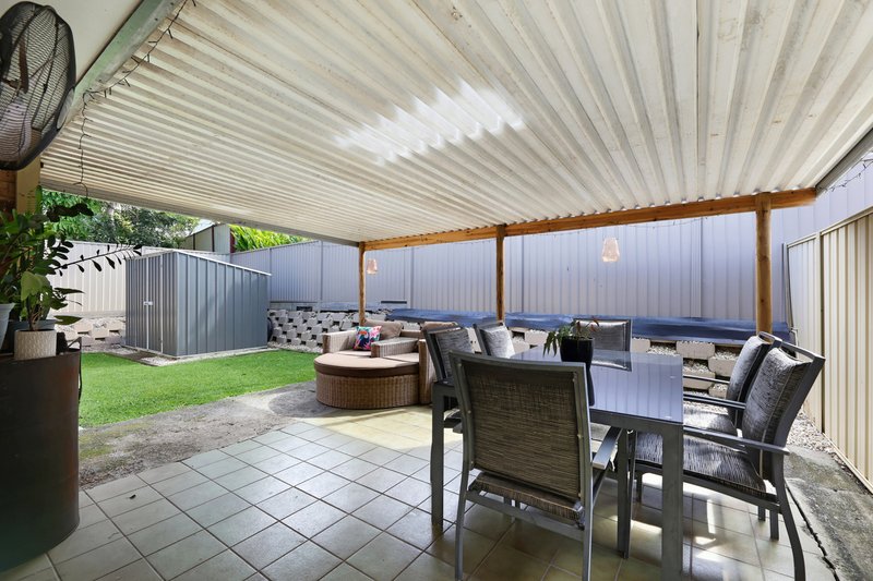 Photo - 2/4 Hepburn Court, Oxenford QLD 4210 - Image 3