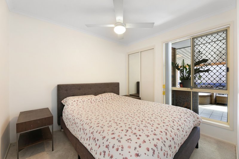 Photo - 2/4 Hepburn Court, Oxenford QLD 4210 - Image 11
