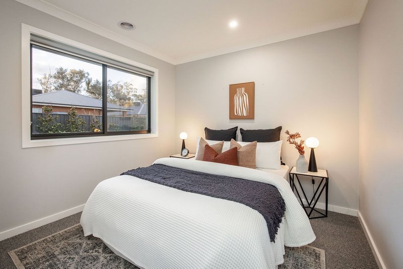 Photo - 24 Hibberson Court, Thurgoona NSW 2640 - Image 18