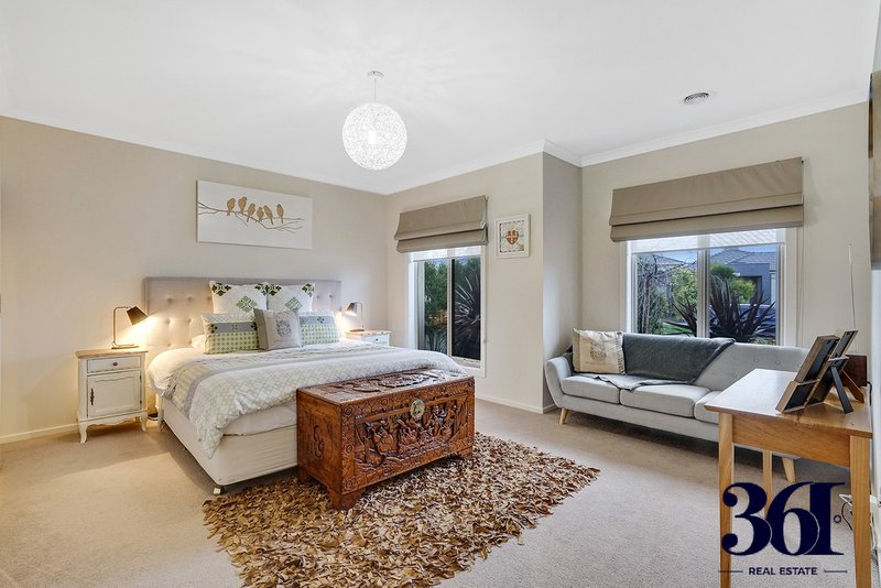 Photo - 24 Higgins Way, Truganina VIC 3029 - Image 6