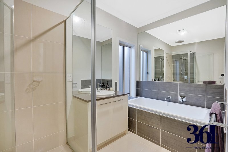 Photo - 24 Higgins Way, Truganina VIC 3029 - Image 11