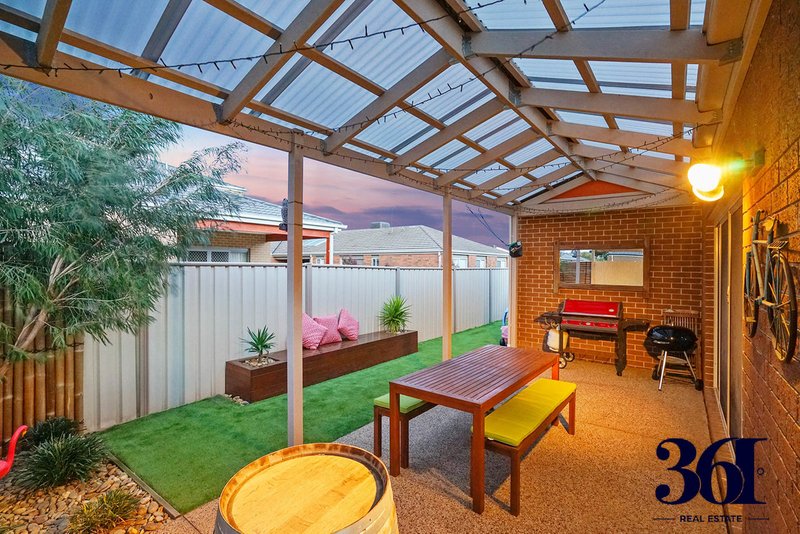 Photo - 24 Higgins Way, Truganina VIC 3029 - Image 13