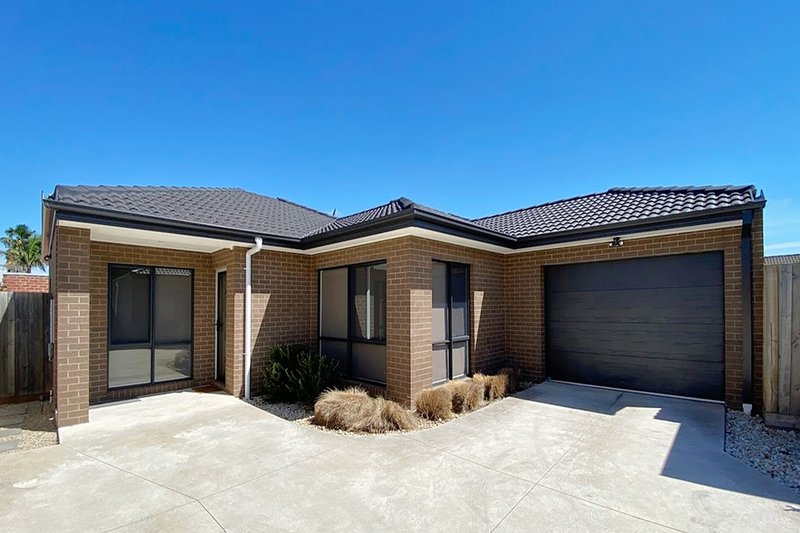 Photo - 2/4 High Street, Werribee VIC 3030 - Image 1