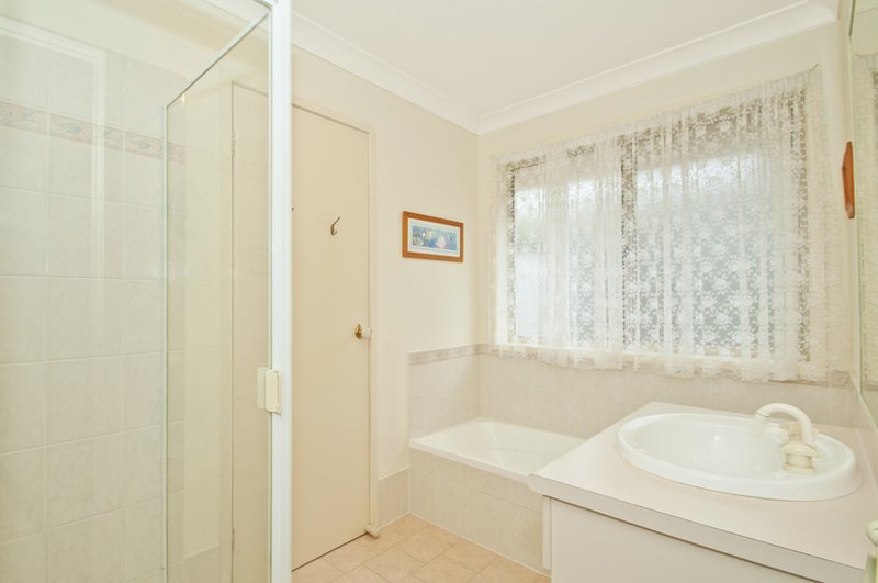 Photo - 24 Highland Park Drive, Horsley NSW 2530 - Image 5