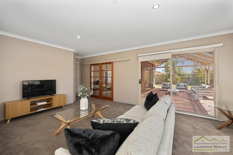 Photo - 24 Holyhead Green, Mindarie WA 6030 - Image 10