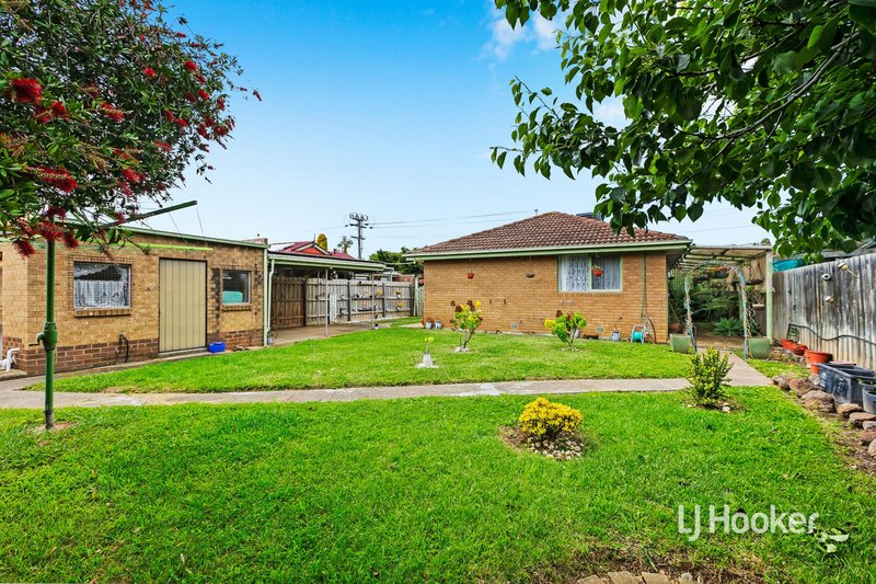 Photo - 24 Hooker Road, Werribee VIC 3030 - Image 18