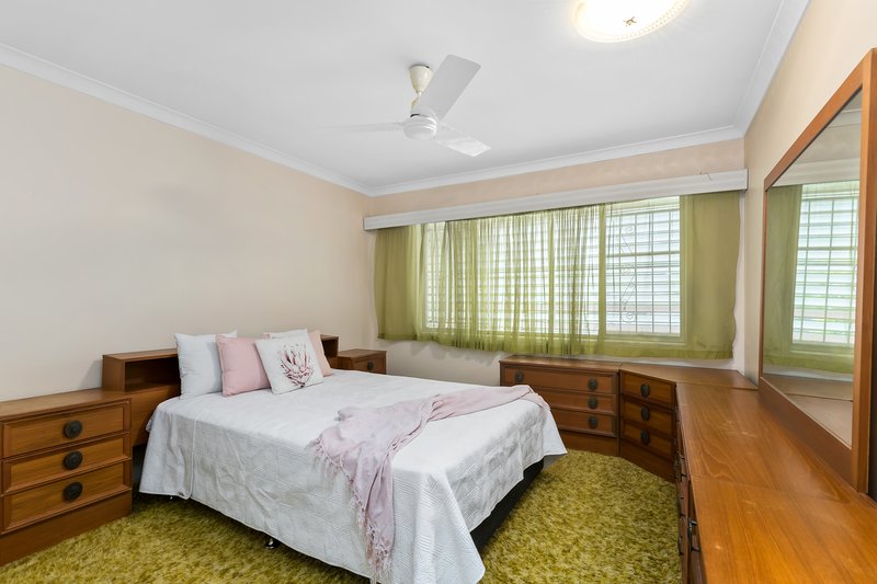 Photo - 24 Hornby Street, Everton Park QLD 4053 - Image 6