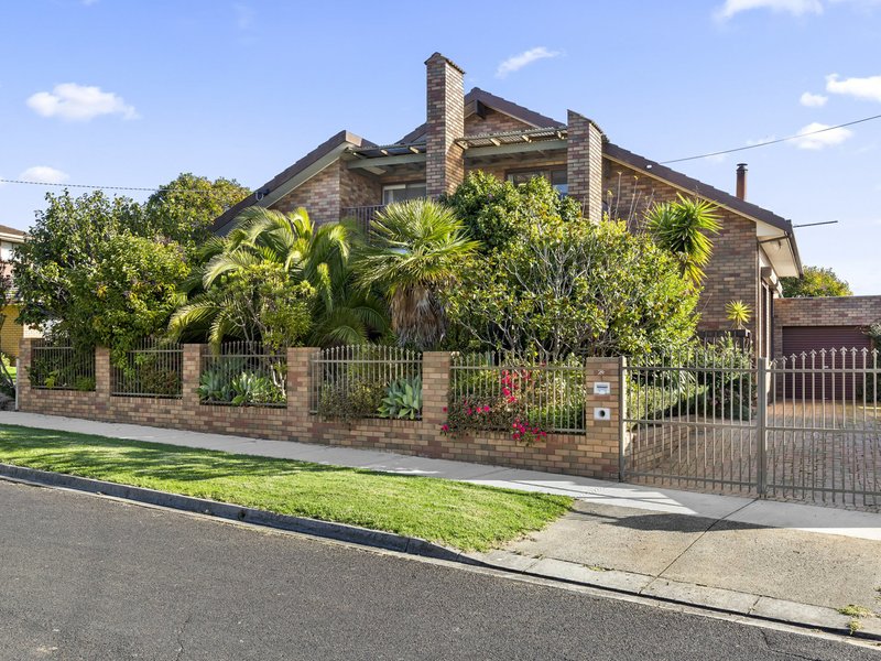 24 Horne Avenue, St Leonards VIC 3223