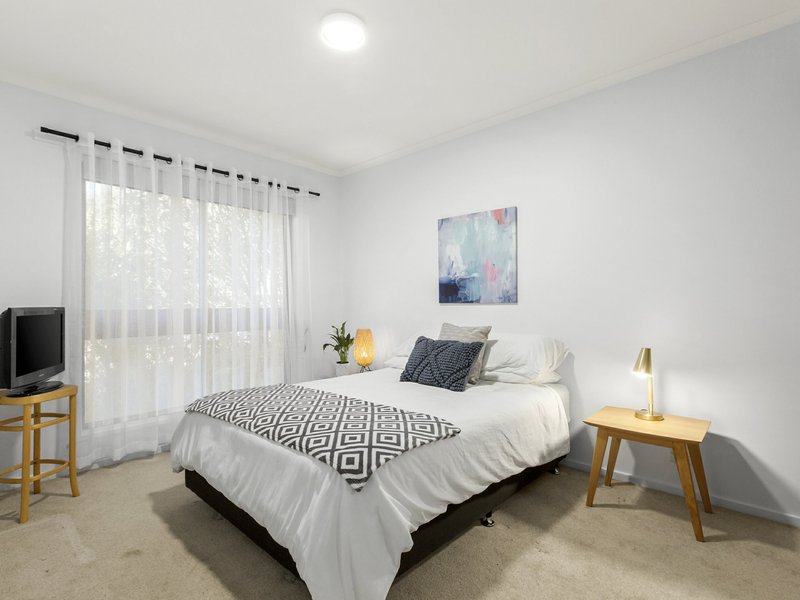 Photo - 24 Horne Avenue, St Leonards VIC 3223 - Image 7