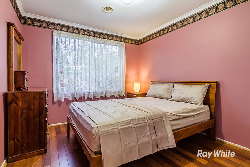 Photo - 24 Horsfield Street, Cranbourne North VIC 3977 - Image 14