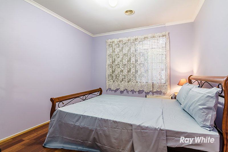 Photo - 24 Horsfield Street, Cranbourne North VIC 3977 - Image 15