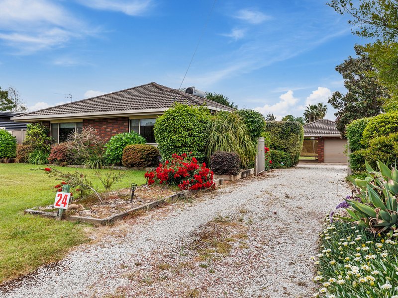 24 Howard Street, Barooga NSW 3644