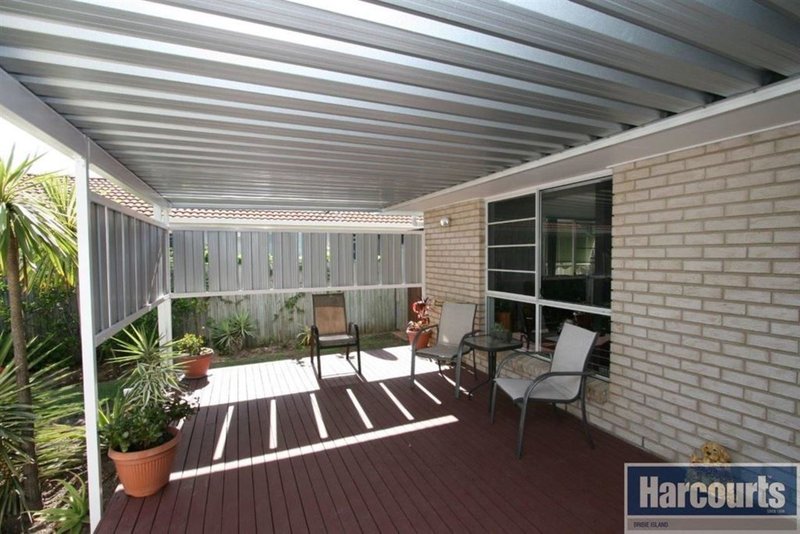 Photo - 24 Hoya Crescent, Bongaree QLD 4507 - Image 6