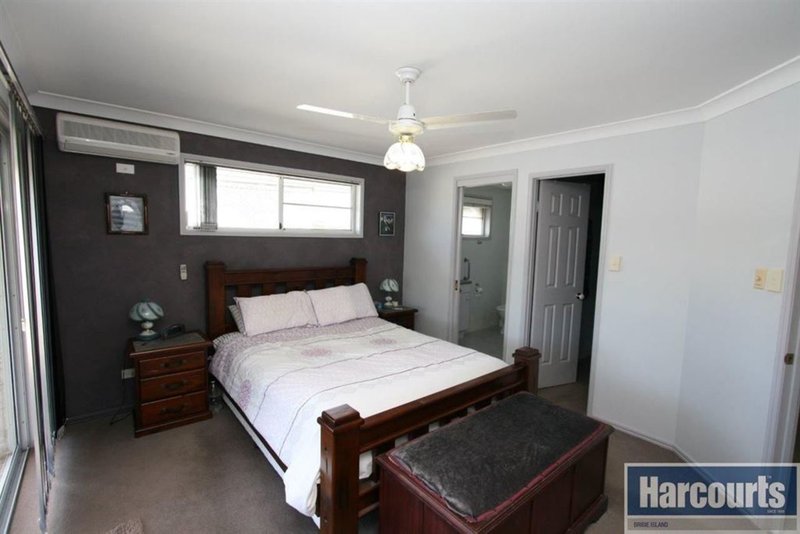 Photo - 24 Hoya Crescent, Bongaree QLD 4507 - Image 12