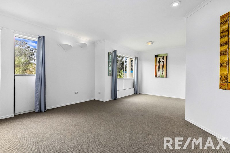 Photo - 24 Ibis Boulevard, Eli Waters QLD 4655 - Image 10