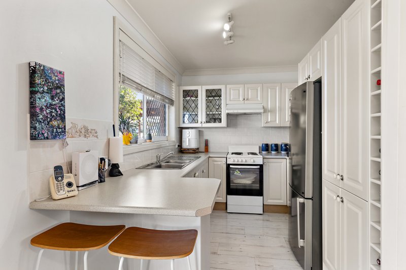 Photo - 2/4 Ibis Close, Mount Hutton NSW 2290 - Image 7