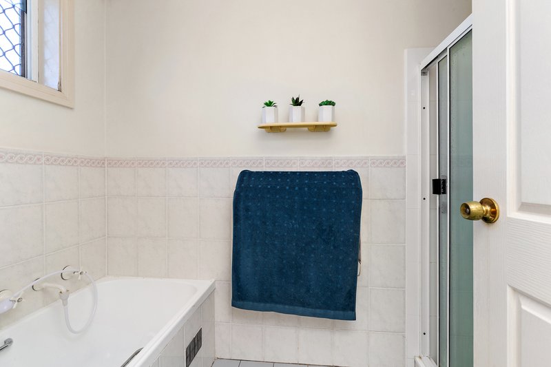 Photo - 2/4 Ibis Close, Mount Hutton NSW 2290 - Image 9