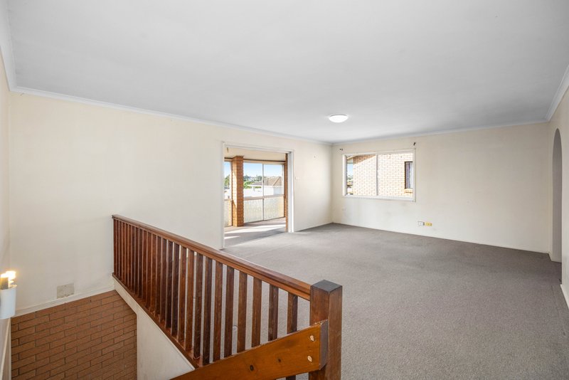 Photo - 24 Ikara Street, Battery Hill QLD 4551 - Image 5