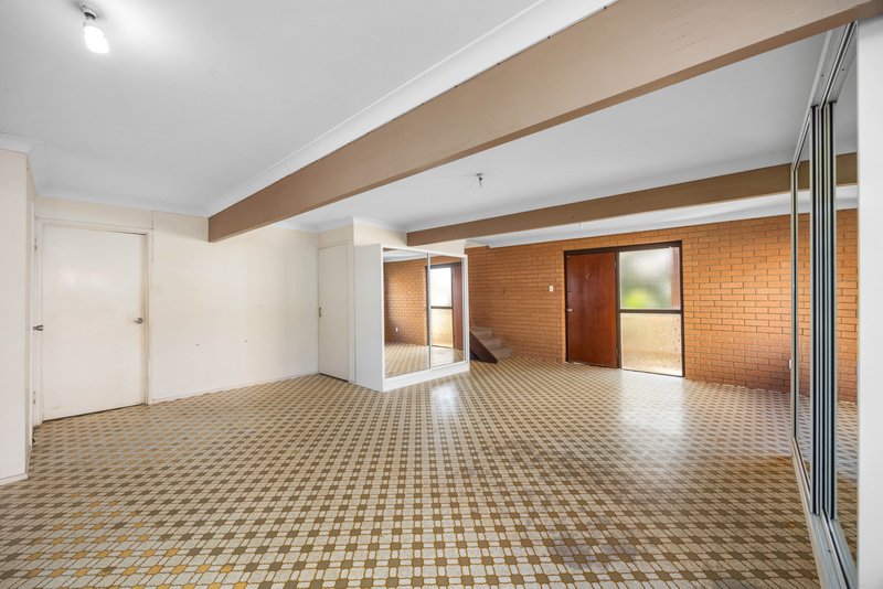 Photo - 24 Ikara Street, Battery Hill QLD 4551 - Image 12