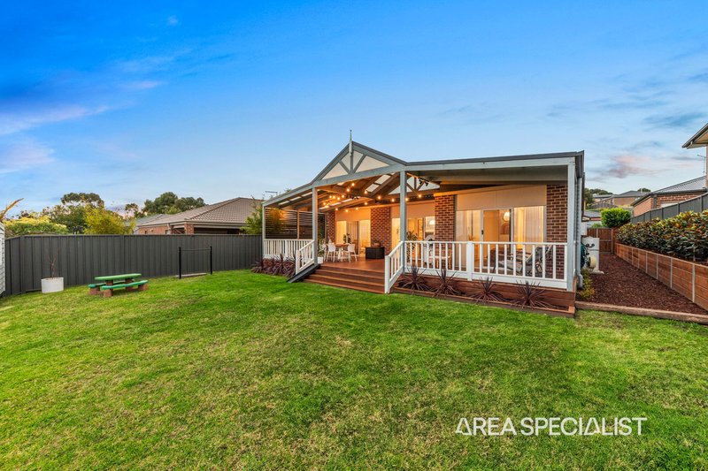 Photo - 24 Illawarra Way, Pakenham VIC 3810 - Image 12