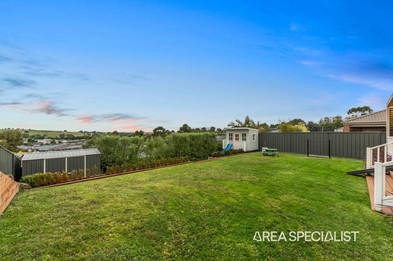 Photo - 24 Illawarra Way, Pakenham VIC 3810 - Image 24