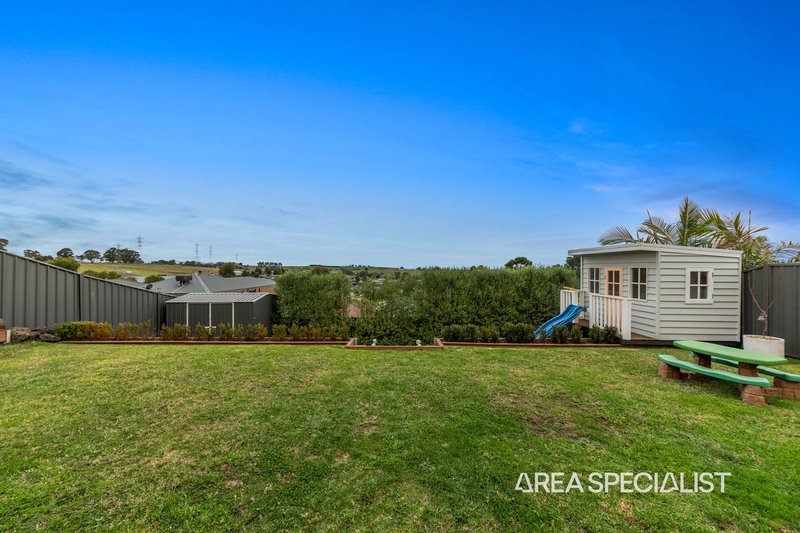 Photo - 24 Illawarra Way, Pakenham VIC 3810 - Image 33