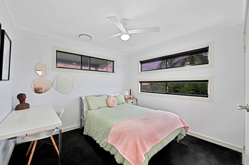 Photo - 24 Iluka Street, Innes Park QLD 4670 - Image 12