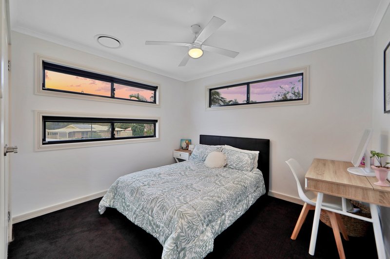 Photo - 24 Iluka Street, Innes Park QLD 4670 - Image 13