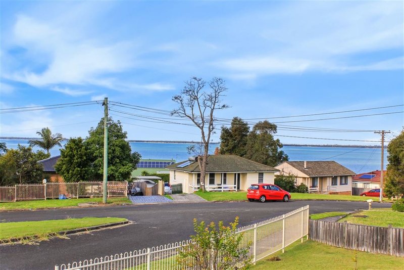 Photo - 24 Inglebar Crescent, Koonawarra NSW 2530 - Image 6