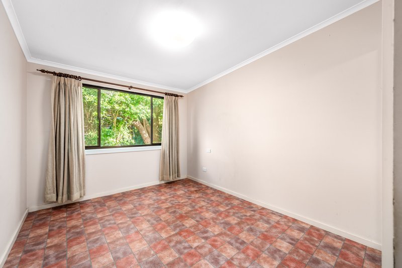 Photo - 24 Inglis Street, Kotara South NSW 2289 - Image 13