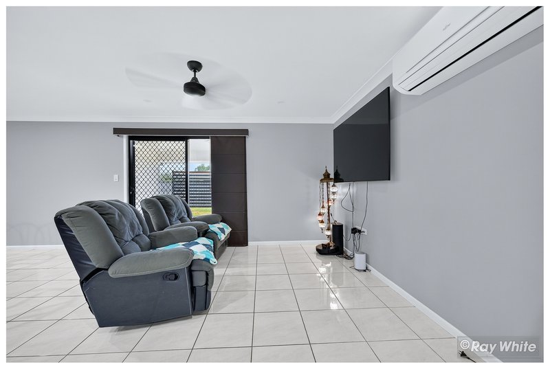 Photo - 24 Ingram Drive, Gracemere QLD 4702 - Image 8