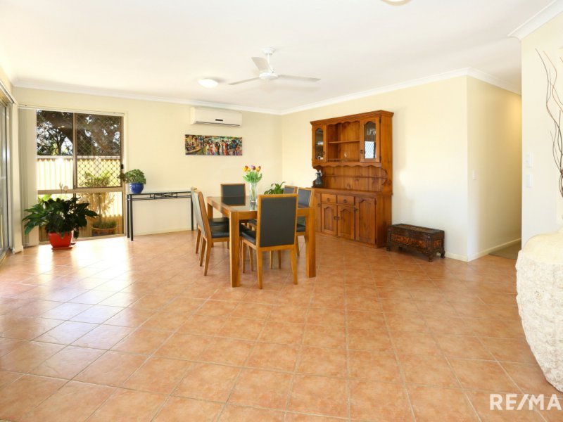 Photo - 24 Inwood Circuit, Merrimac QLD 4226 - Image 9