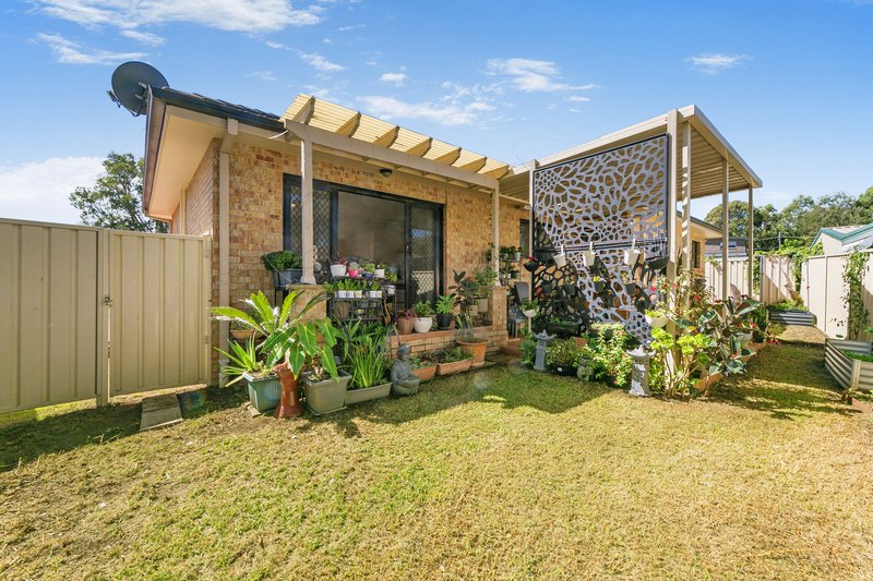 Photo - 2/4 Iona Place, Bass Hill NSW 2197 - Image 9