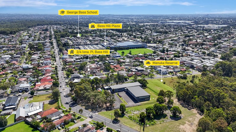 Photo - 2/4 Iona Place, Bass Hill NSW 2197 - Image 10