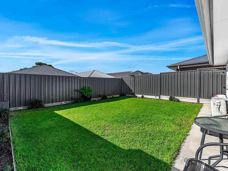 Photo - 24 Islay Place, Blakeview SA 5114 - Image 13