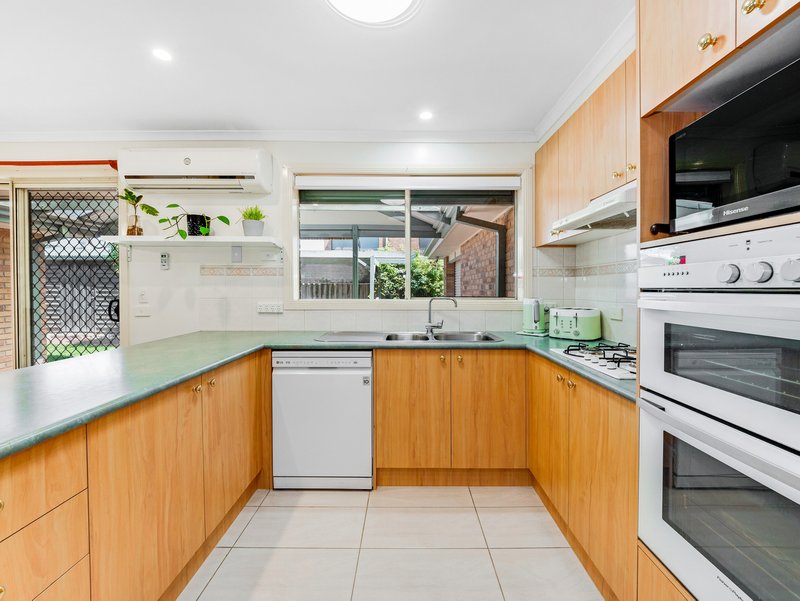 Photo - 24 Jagger Circuit, Cranbourne East VIC 3977 - Image 5