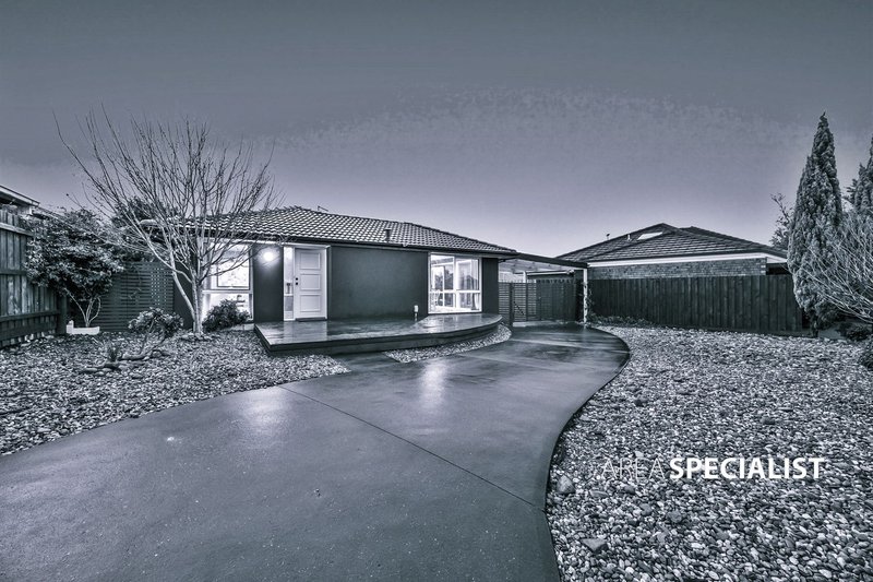 Photo - 24 James Bathe Way, Narre Warren South VIC 3805 - Image 1