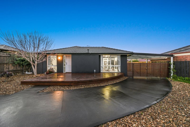 Photo - 24 James Bathe Way, Narre Warren South VIC 3805 - Image 3