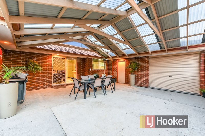 Photo - 24 Jarrah Court, Pakenham VIC 3810 - Image 4