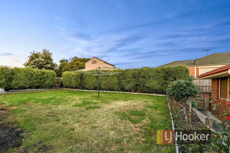 Photo - 24 Jarrah Court, Pakenham VIC 3810 - Image 14